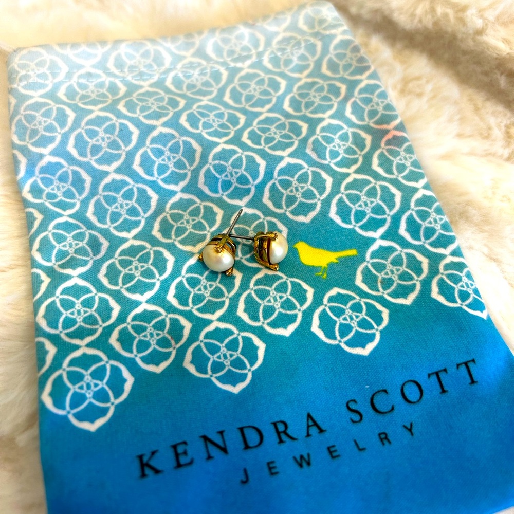 Kendra Scott Pear Stud Earrings